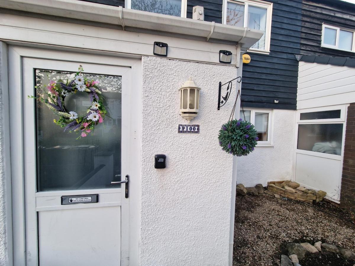 Spacious & Comfy Home- Very Close To Nec Birmingham ,Hs2 & Airport- Perfect For Contractors & Groups- Free Parking & Fast Wifi Marston Green Εξωτερικό φωτογραφία